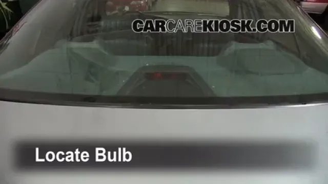 1997 Pontiac Bonneville SE 3.8L V6 Éclairage Feu de freinage central (remplacer l'ampoule)